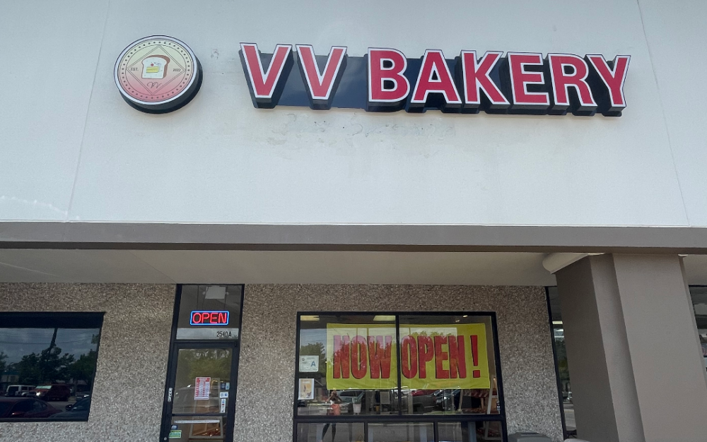 Pearland新開的V V Bakery 西點中做,創出自己的特色!