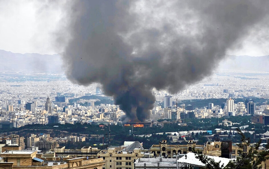 美以對伊朗發動聯合打擊  特朗普確認“重大作戰行動”