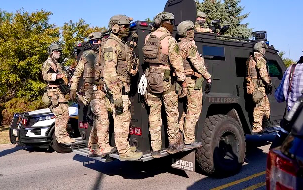 德州國民警衛隊200人赴伊利諾伊執行聯邦保護任務　芝加哥市長斥“非法且違憲”