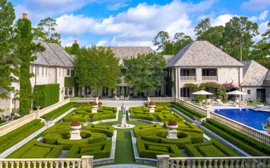 绿荫深处的诗与远方：探寻休斯顿最美豪宅区