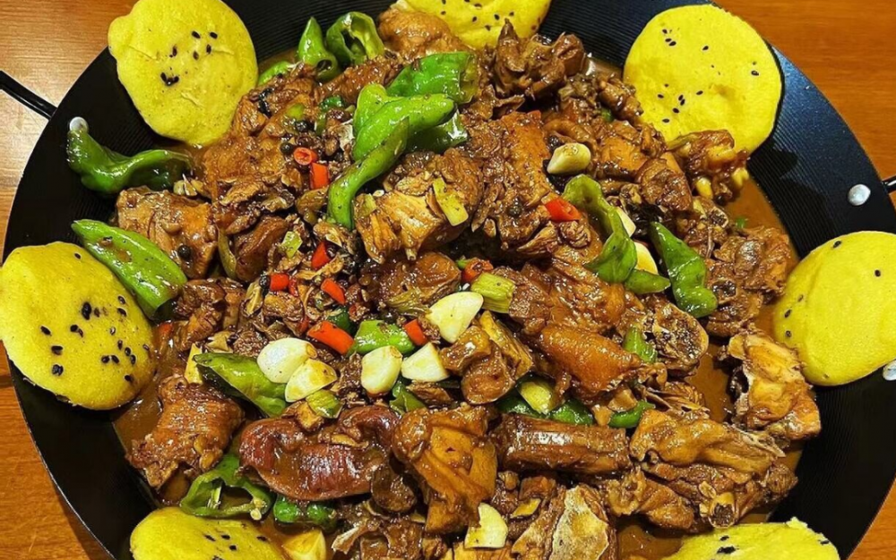 坤-兰州拉面饭店推出实实在在的山东硬菜!