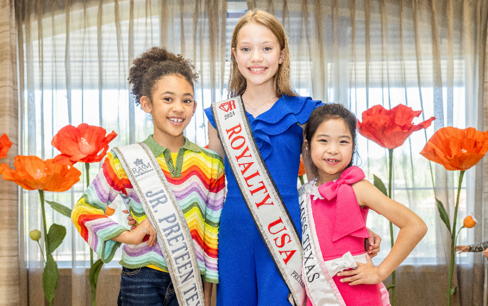 TEXAS TALENTED YOUTH慰問老人表演精彩節目!