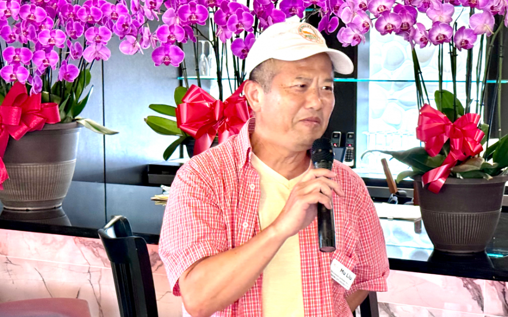 亚裔刘牧竞选密苏里市议员,呼吁选民在11月5日投票支持