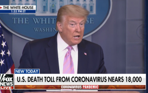 特朗普:美國冠狀病毒爆發接近“高峰”，死亡人數應大大低于10萬