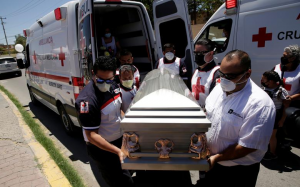 全球首次100小时内增百万确诊