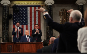 美国经济恐衰退？川普不排除此可能性