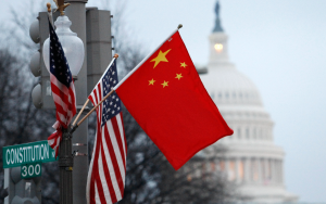 美大使称美中高度竞争将持续10年