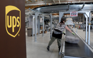 低價免稅取消  寄美郵件量瞬間驟減