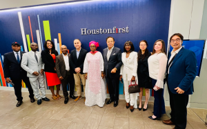 幾內亞共和國駐美國大使Kaba訪問休斯頓第一機構討論雙方旅遊開發合作