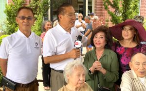 飓風貝裏爾導致停水停電    休斯頓國際管理區向老人公寓送盒飯送溫暖