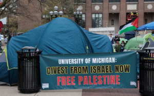 川普：若重返白宫 美大学须终结反犹宣传