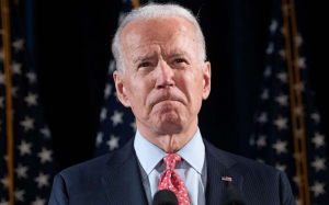 《政治》雜志：民主黨被拜登競選的“恐懼陰影”籠罩