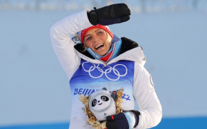 挪威越野滑雪運動員約豪格奪得冬奧會首金    美國選手迪金斯獲得第六