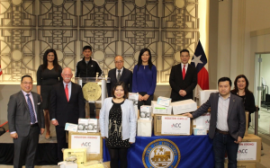 團結就是力量 ！“Together, We are Stronger” !