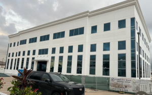 我們心繫即將完工之美南環球銀行金融中心大樓