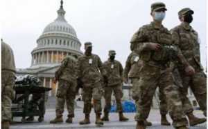 一男子攜槍及500發子彈被捕事件顯示華府形勢危險 軍方部署2萬名武裝士兵進駐華府首度有軍隊駐紮國會