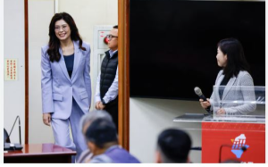 鄭麗文主席向美國社會傳遞和平信息