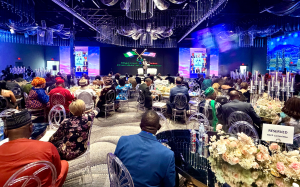 尼日利亞美國商會65周年盛典  休斯頓市長發表主旨演講