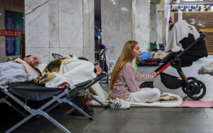 基輔失眠：夜色如戰場，城市在噩夢中堅持醒著、活著