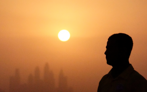 联合国秘书长：人类正苦尝极端高温大流行