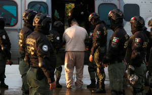 川普称毒梟势力「实际掌控墨西哥」　美方拟展开地面打击行动