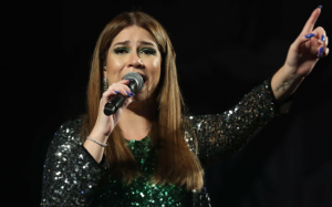 深受喜愛的巴西歌手和拉丁格萊美獎得主門東薩死于飛機失事    舉國悲痛