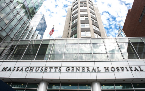 哈佛大學附屬醫院等3家波士頓醫院的100多名員工檢測冠狀病毒呈陽性
