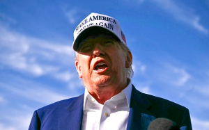 特朗普怒斥普京“完全瘋了” 並考慮對俄實施新一輪制裁