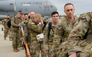 難得召集全球美軍將軍 美防長矢言終結覺醒文化