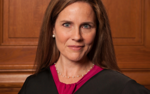 川普大法官提名出爐，巴雷特是何許人也？