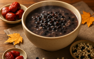 黑豆的養生智慧，中醫強調「滋陰補腎」，科學驗證黑豆營養價值，5道食譜教你吃出健康