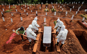 新冠病毒席卷印度  專家表示感染病例遠超5億   死亡人數尚未無法確定