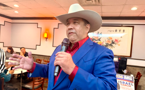 前法官 Garcia 宣布再度出征 2026 法官競選——聚焦解決租賃驅逐與小額訴訟實務