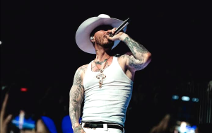 拉丁節奏震撼休斯頓牛仔節   巨星J Balvin演出讓6萬觀衆整場站立狂歡