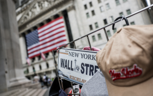 鮑爾示警美國就業成長大幅放緩