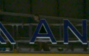 休士頓男子攀爬到15層樓高，疑似嗑藥