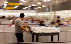 川普矢言2026期中选举前　废除邮寄投票及投票机