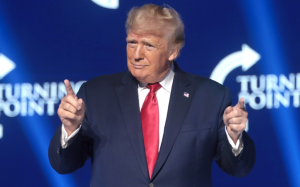 特朗普：希望和機會在拜登的領導下“正在徹底消失”