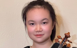 Columnist  Nicole Lee 2---How to Apply to Colleges in the United States！