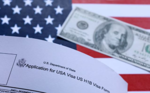 美国H-1B制度重大翻修　2026年废随机抽籤