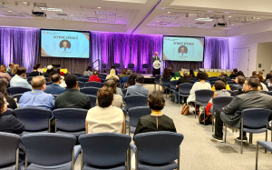 休斯頓社區媒體會議盛大舉行 市長宣布7月8日爲“休斯頓社區媒體日” 李蔚華榮獲傳播菁英獎