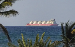 伊朗考慮暫停霍爾木茲航運  釋放降溫信號